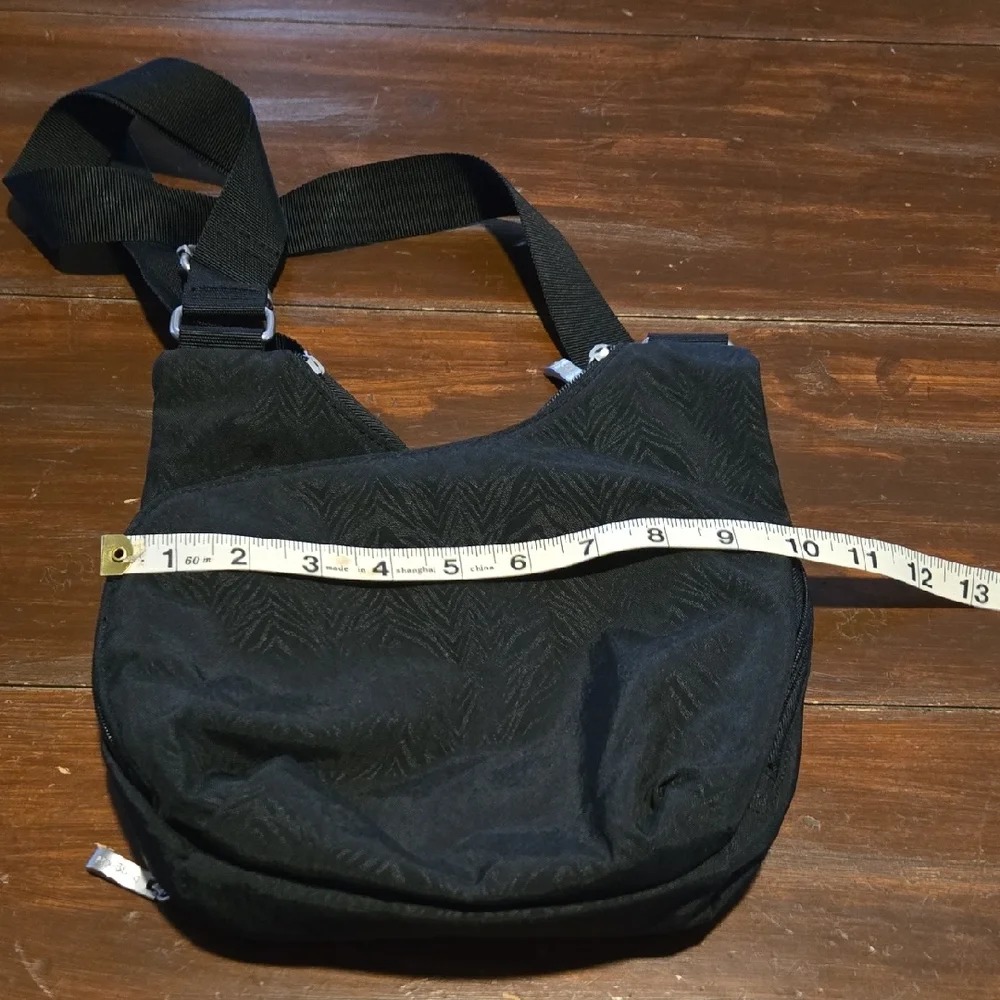 Bagallini Black Crossbody Bag (Bin18)